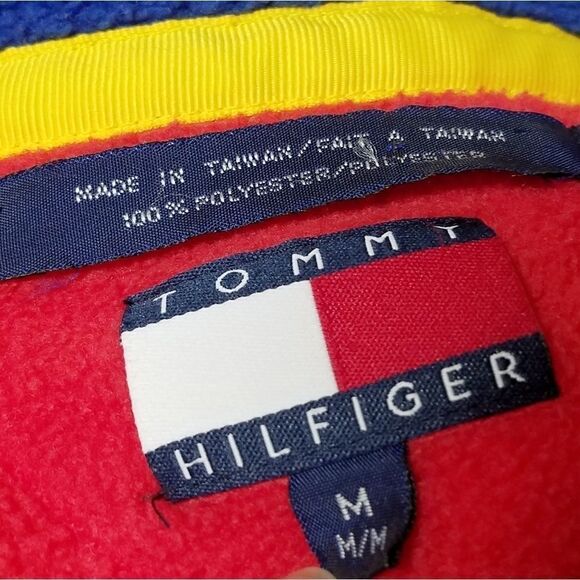 VINTAGE Tommy Hilfiger Fleece Quarter Zip Sweater - Picture 12 of 12
